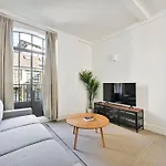 Farringdon Comfortable 2 Bed Apartments