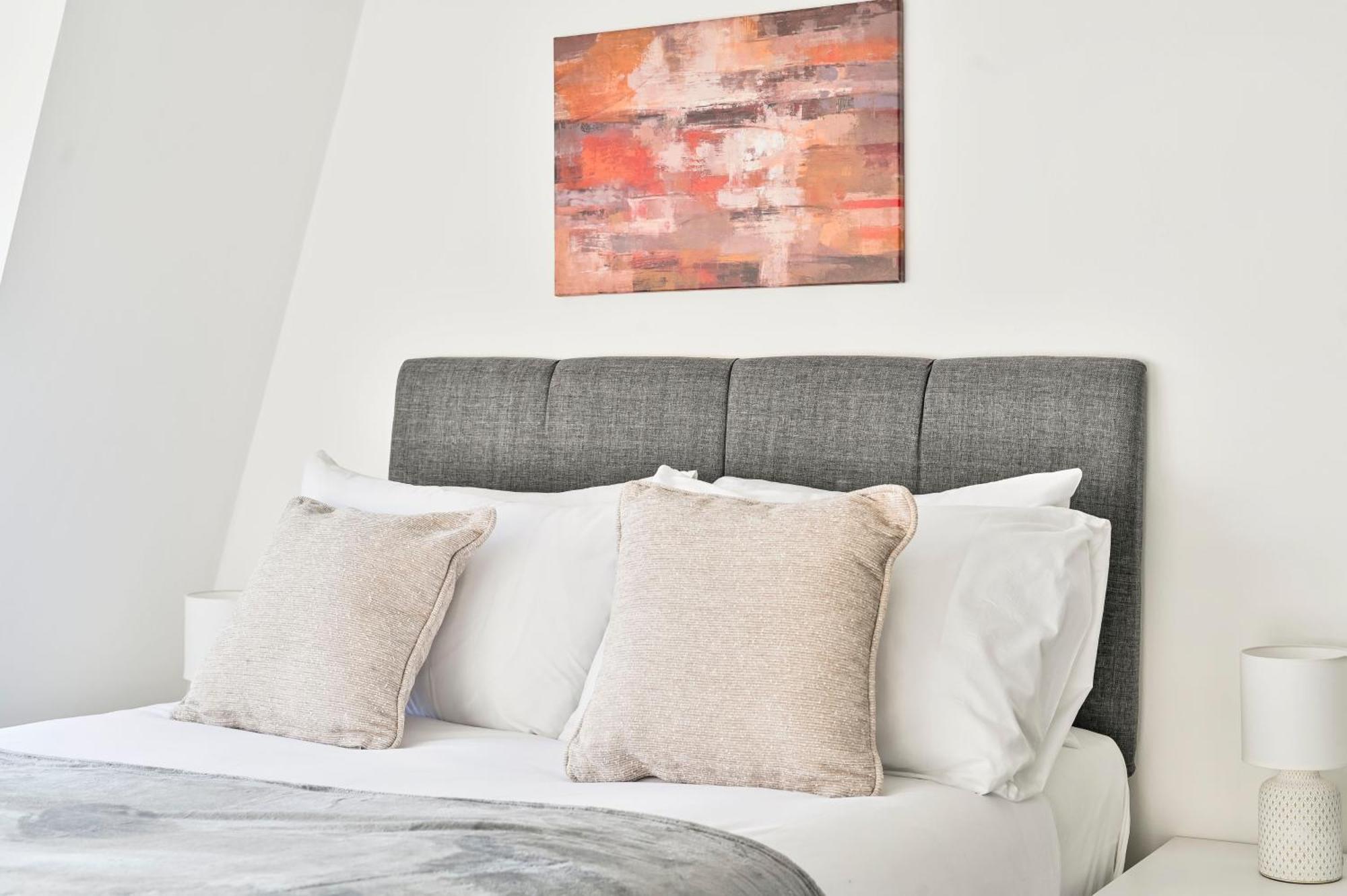 Apartament Farringdon Comfortable 2 Bed