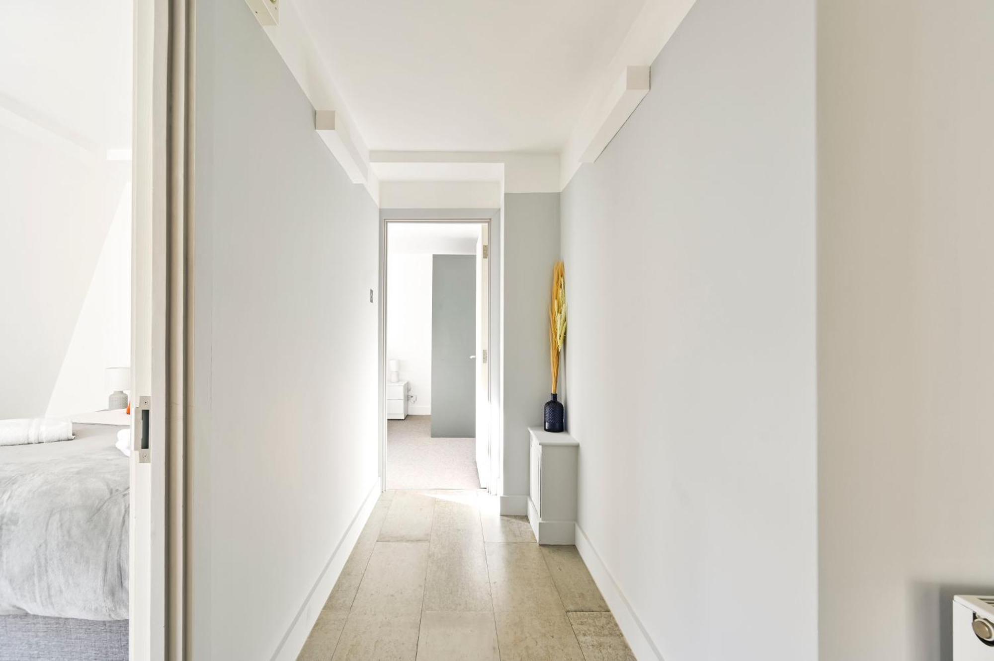 Farringdon Comfortable 2 Bed * Londra